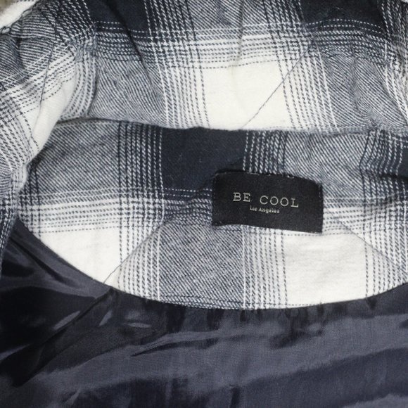 Be Cool Los Angeles Size S Navy Blue Plaid Quilted Vest - Picture 3 of 5